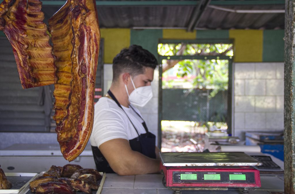 Cebando el negocio de cerdos